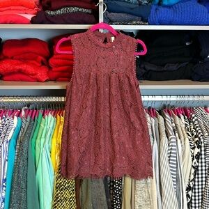 Xhilaration maroon lace sleeveless blouse size S​